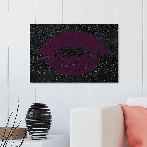 Solid Kiss Purple Lipstick