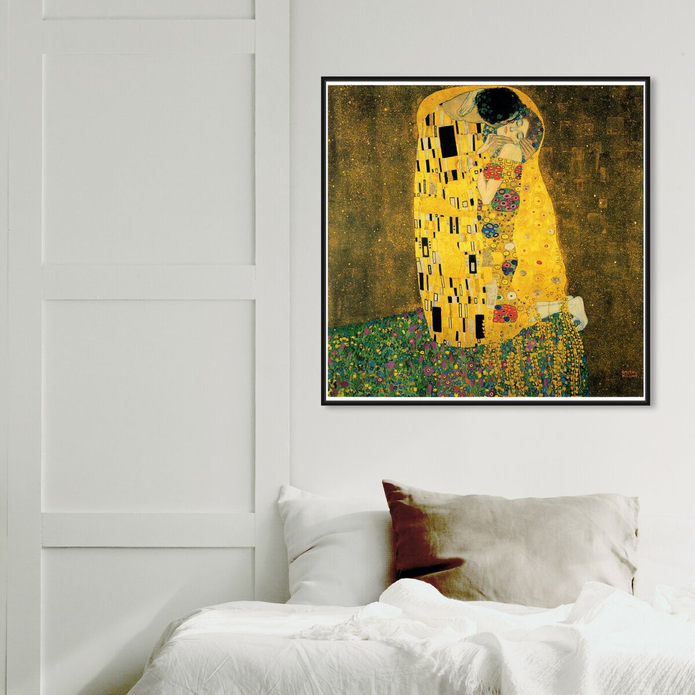 Hanging view of Klimt - The Kiss featuring classic and figurative and classic art.