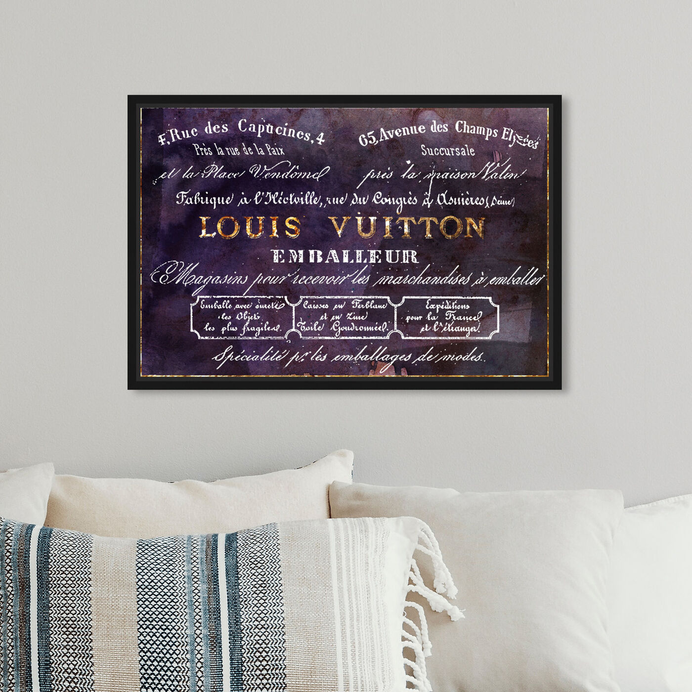 Hanging view of Emballeur Violet featuring fashion and glam and road signs art.