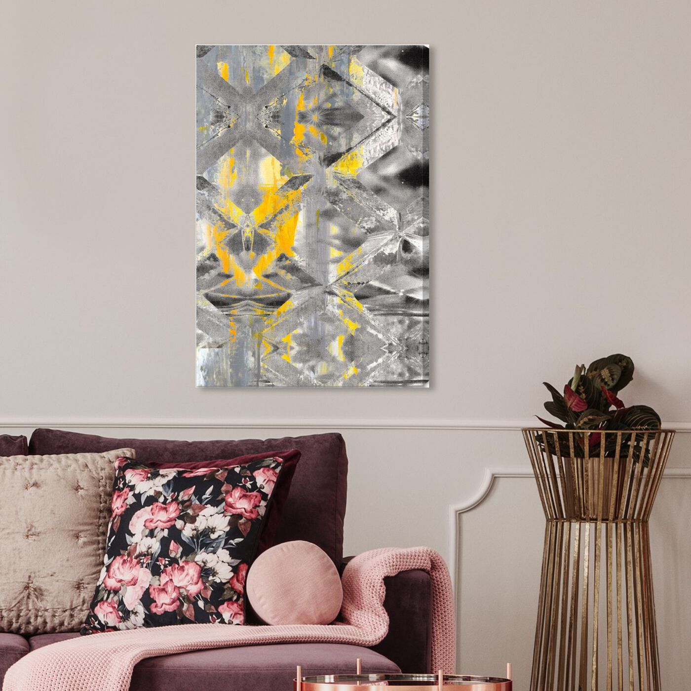 Hanging view of Gris Roca featuring abstract and crystals art.
